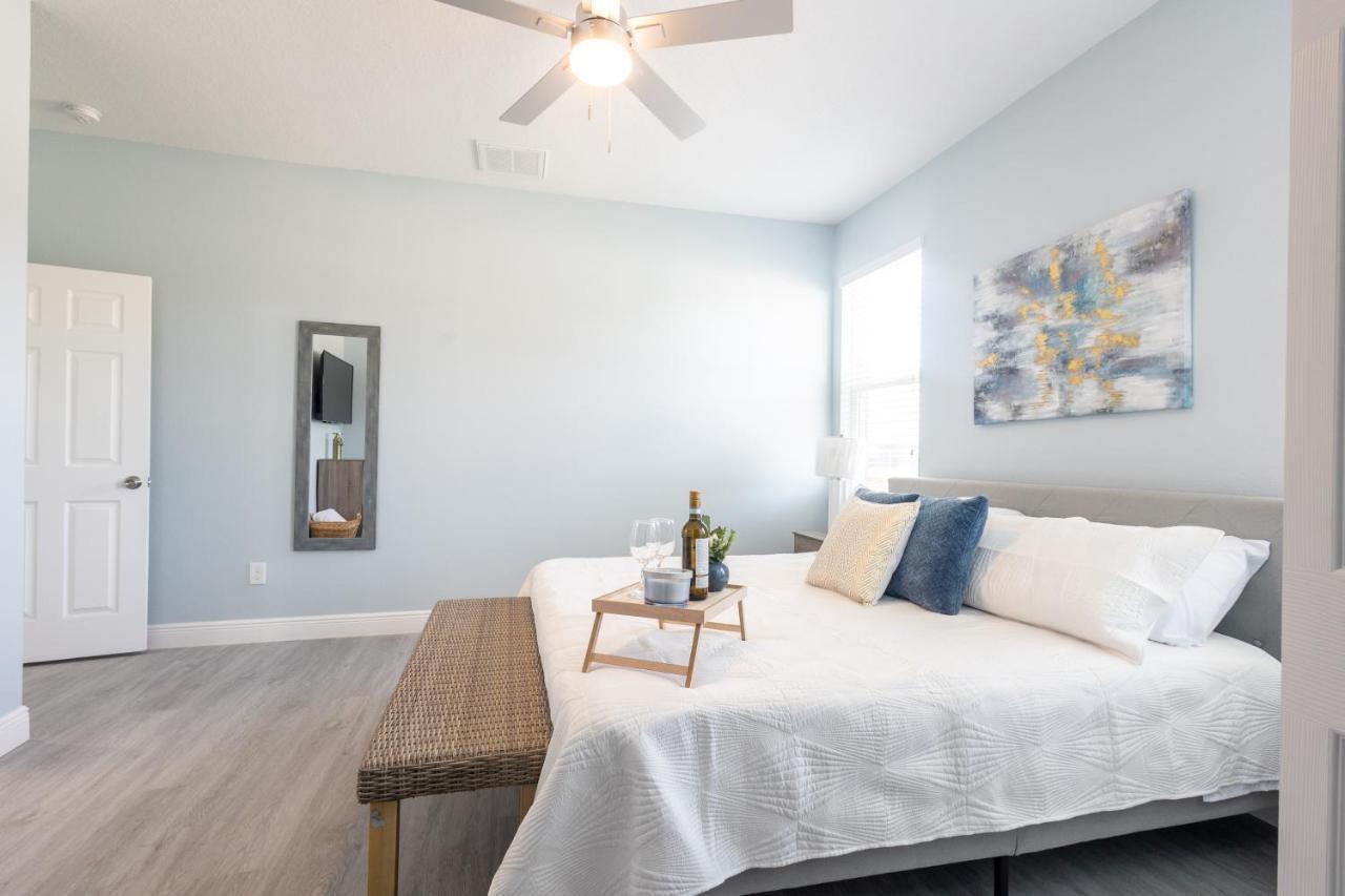 Chestnut Luxury Villas #3 Тампа Экстерьер фото